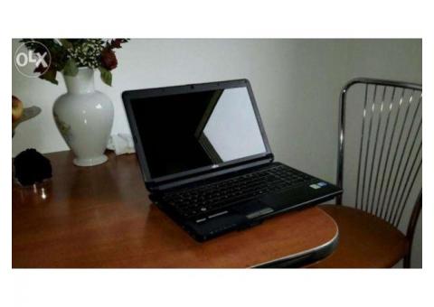 De vanzare laptop fujitsu siemens model ah 530